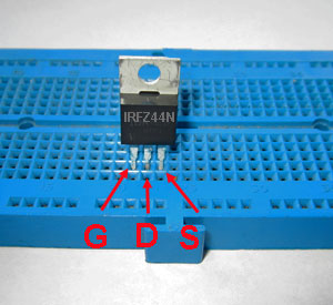 MOSFET-on-Breadboard